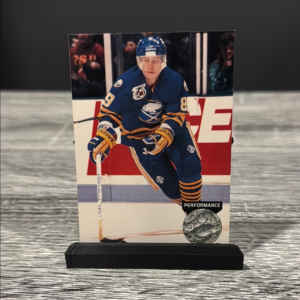 NHL | Pro Set Platinum #283: Buffalo Sabres: Alexander Mogilny (1992) - Card